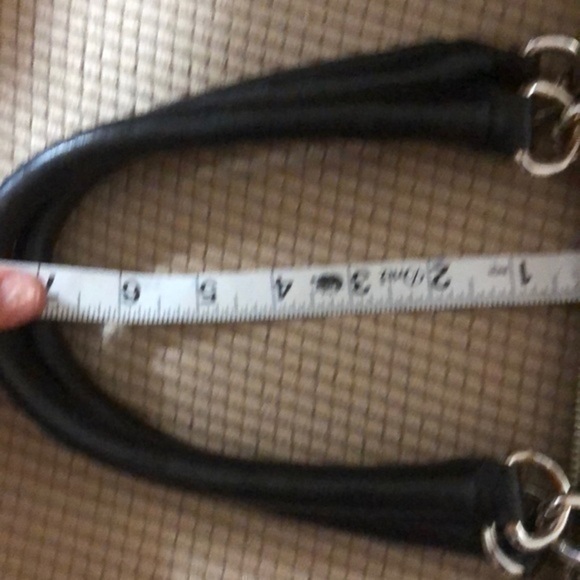 Calvin Klein quilted black leather barrel bag - Picture 9 of 12